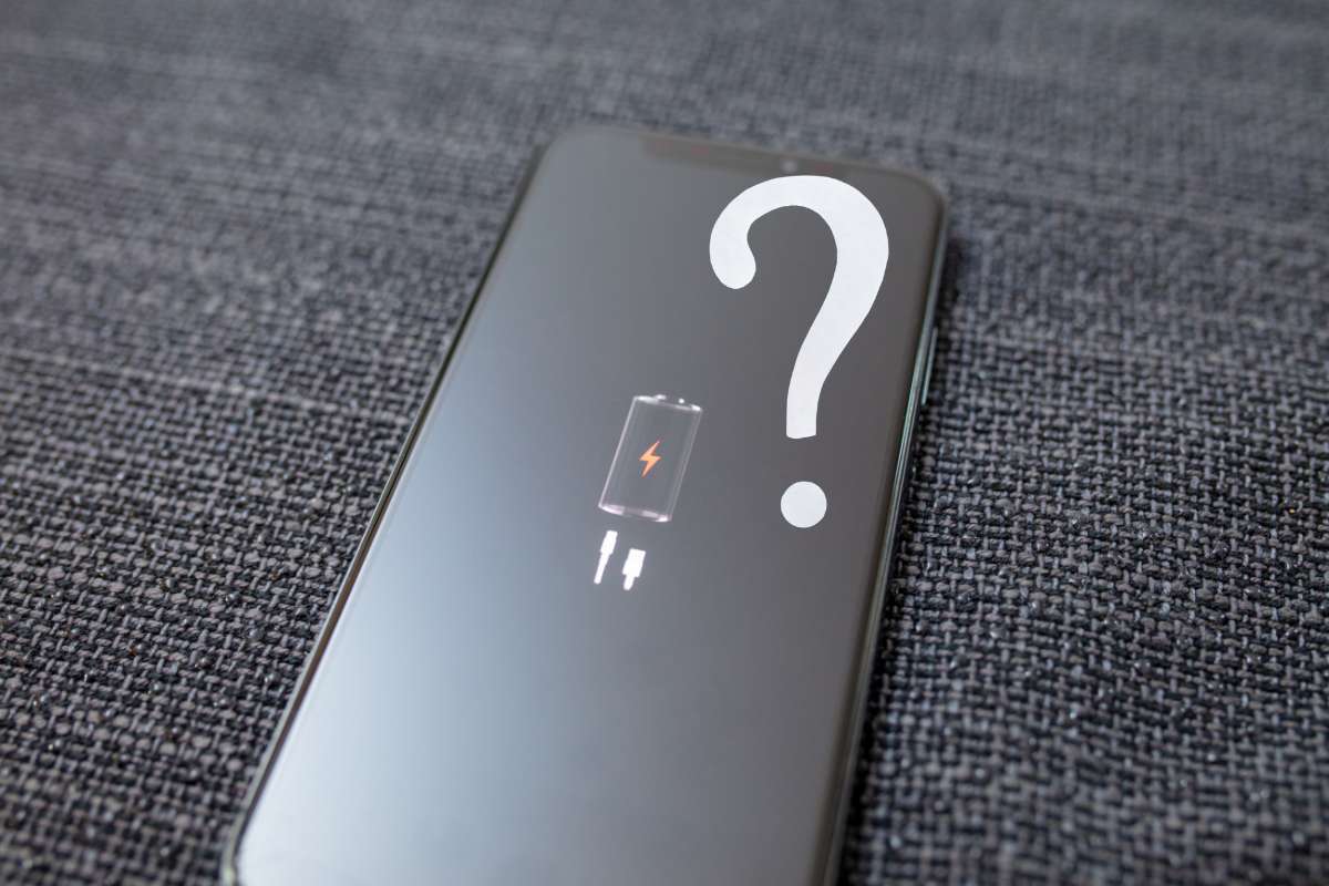 attenzione al microfono del cellulare